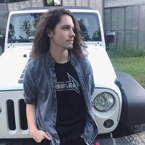 Meet your Posher, Brady